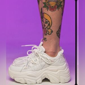 Rave wonderland White steppin out shoes